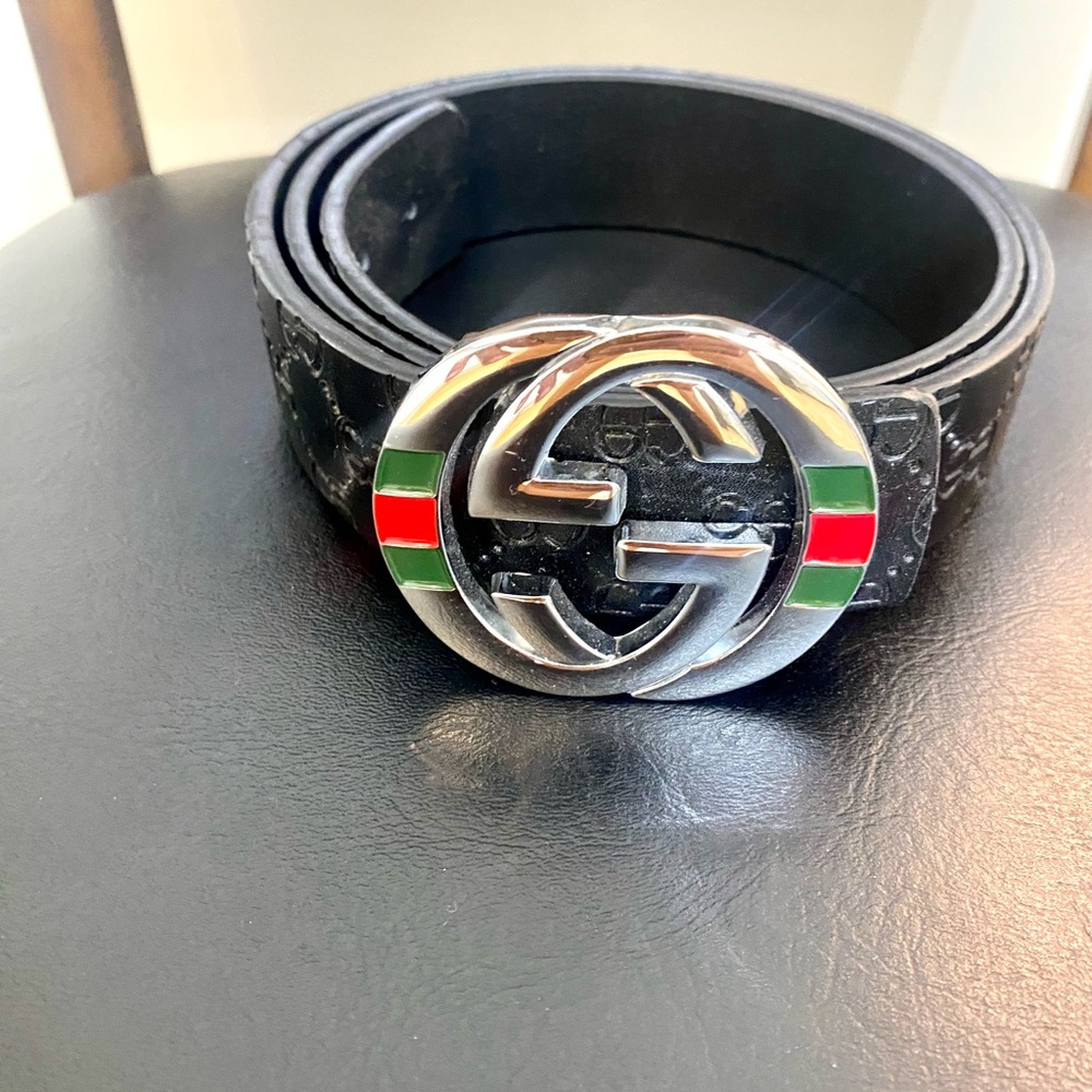 Gucci Black and Silver Belt with Iconic GG Buckle